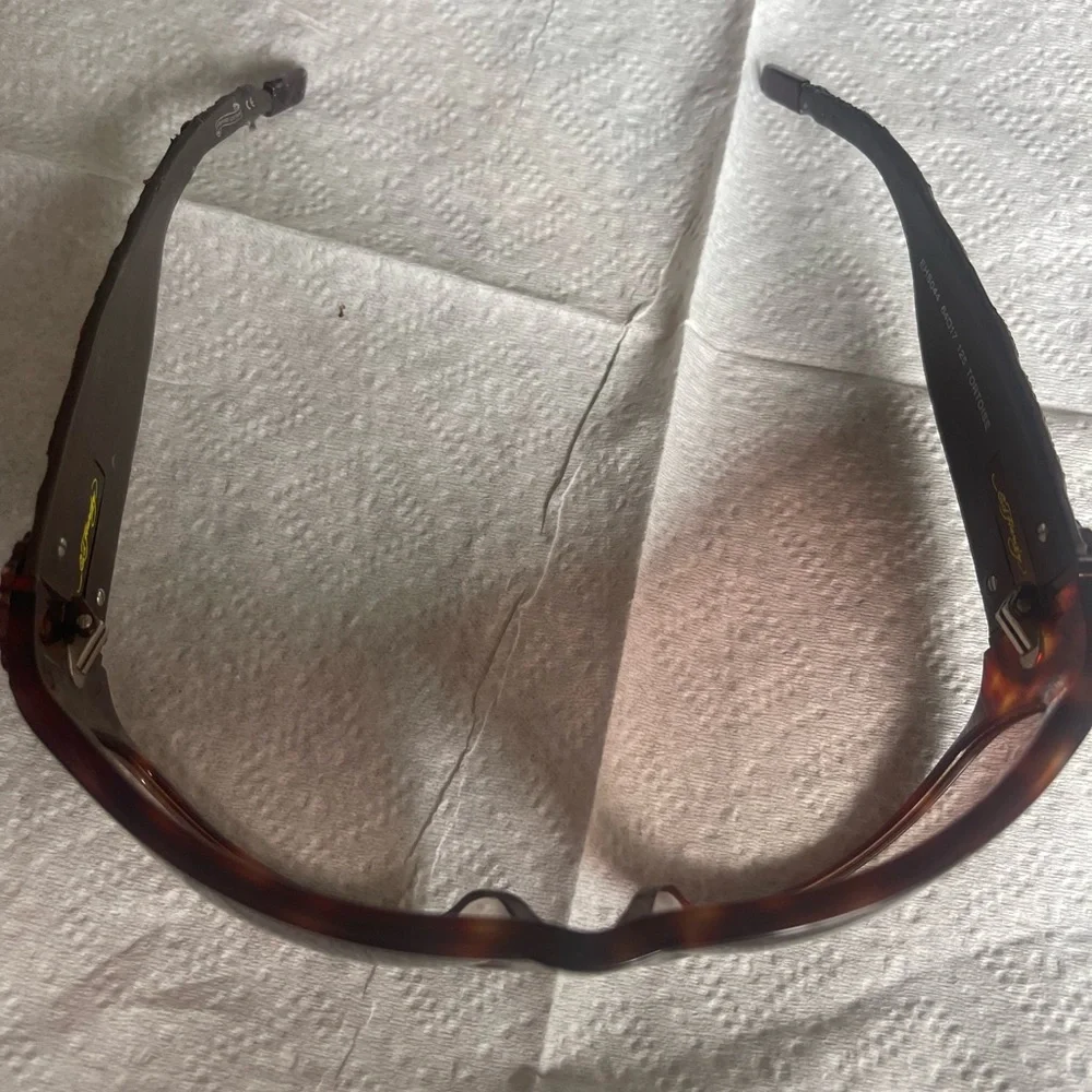 Ed Hardy vintage Live to Ride sunglasses set with case